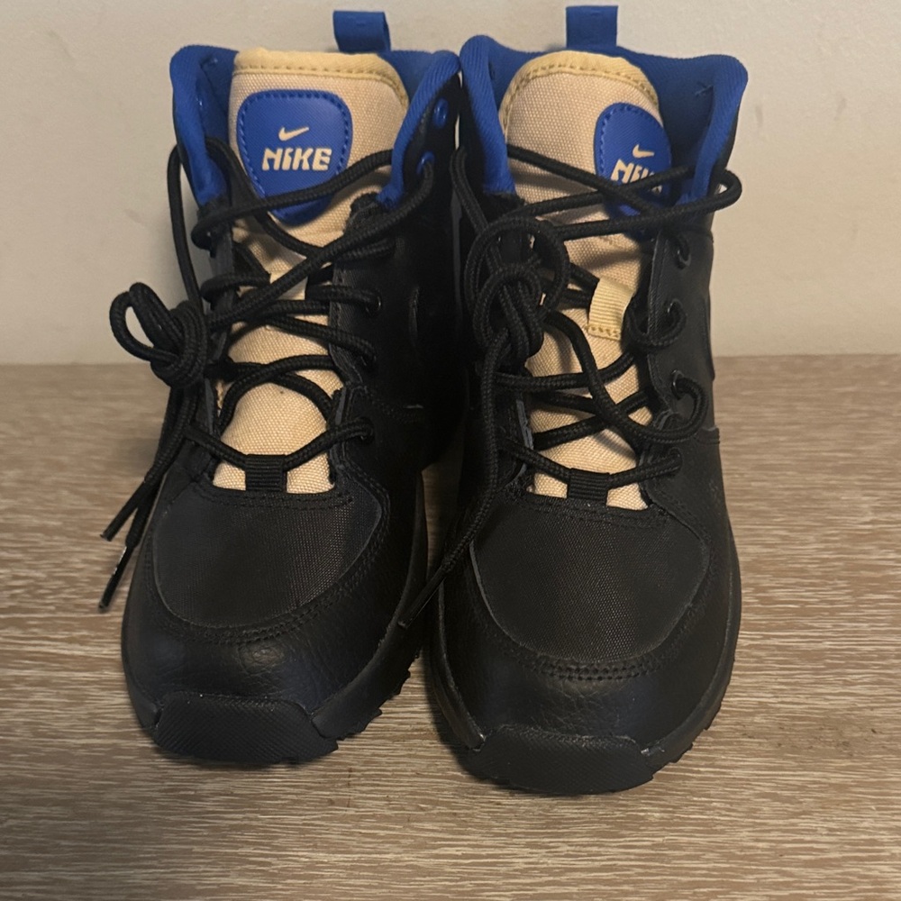 Nike Kids Black and Blue Boots NEW